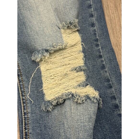 Altar'd State Women's 27 Ripped Distressed Boot Crop Jeans Frayed Hem - Picture 4 of 10